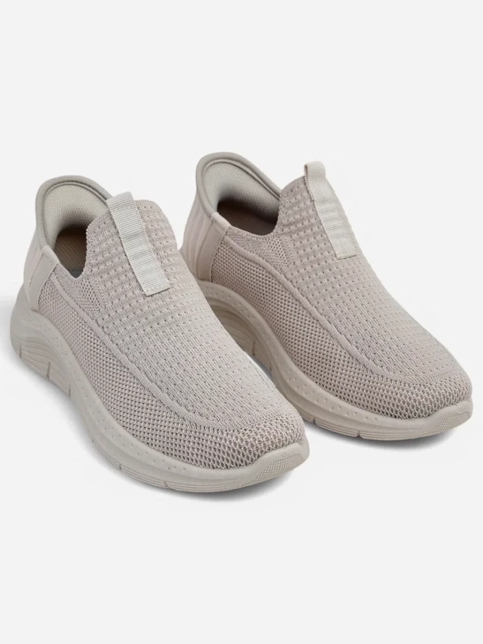 Resti Women&#039;s Slip-On Fabric Sports Shoes Secat