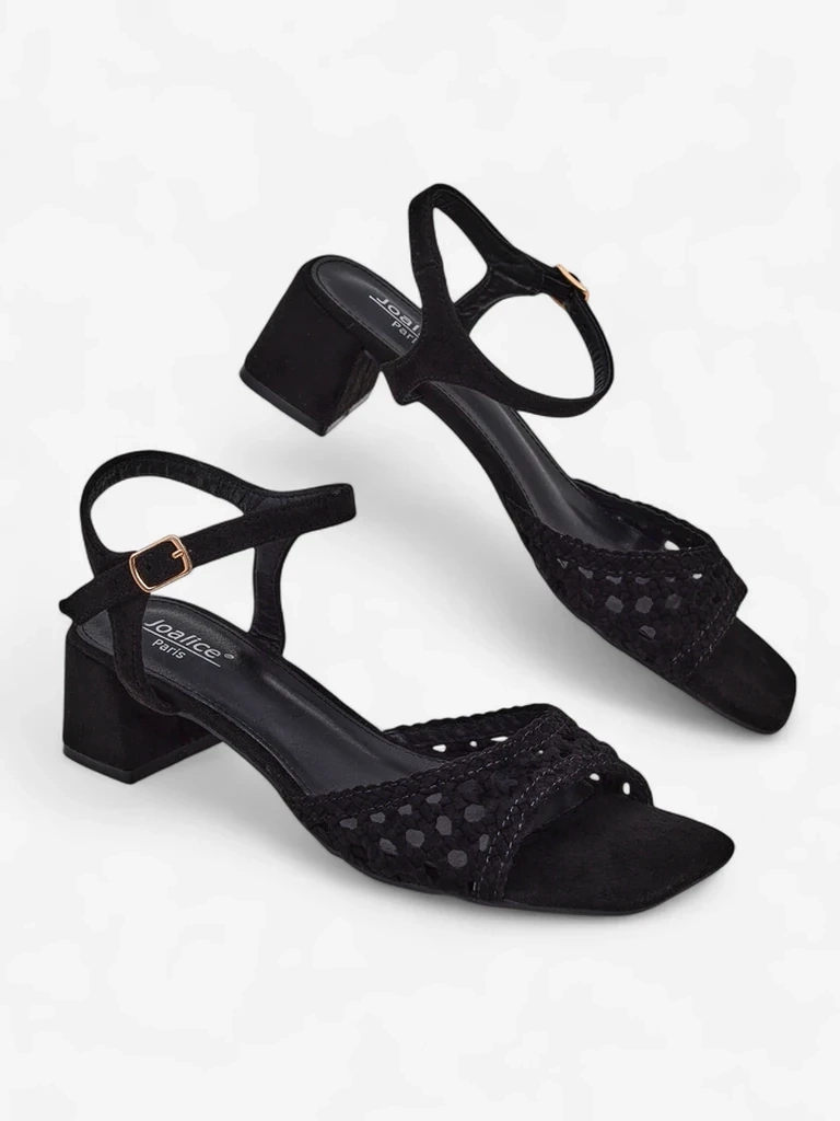 Resti Women's perforated sandals Azopi