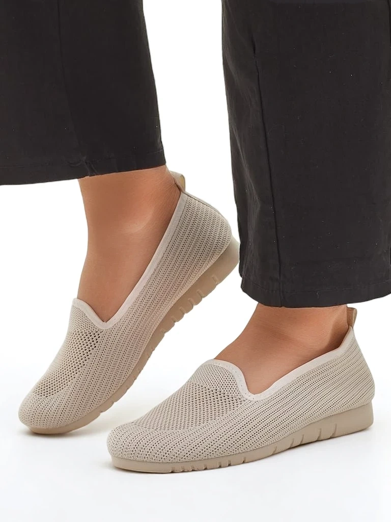 Resti Women's Fabric Moccasins Caerit