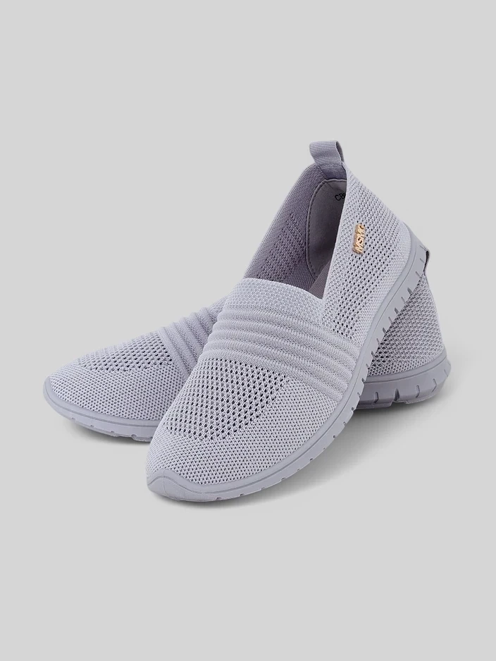 Resti Women's sporty loafers Sortpes