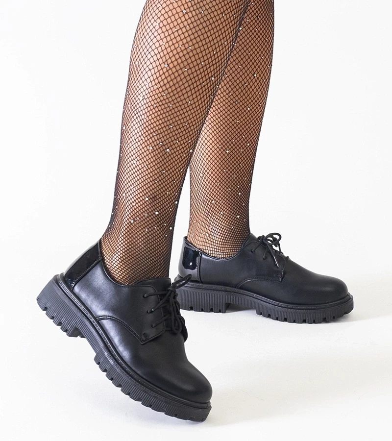 primohurt Czarne półbuty damskie z kolorowymi frędzlami mokasyny czarne z frędzlami