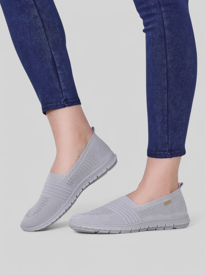 Resti Women's sporty loafers Sortpes