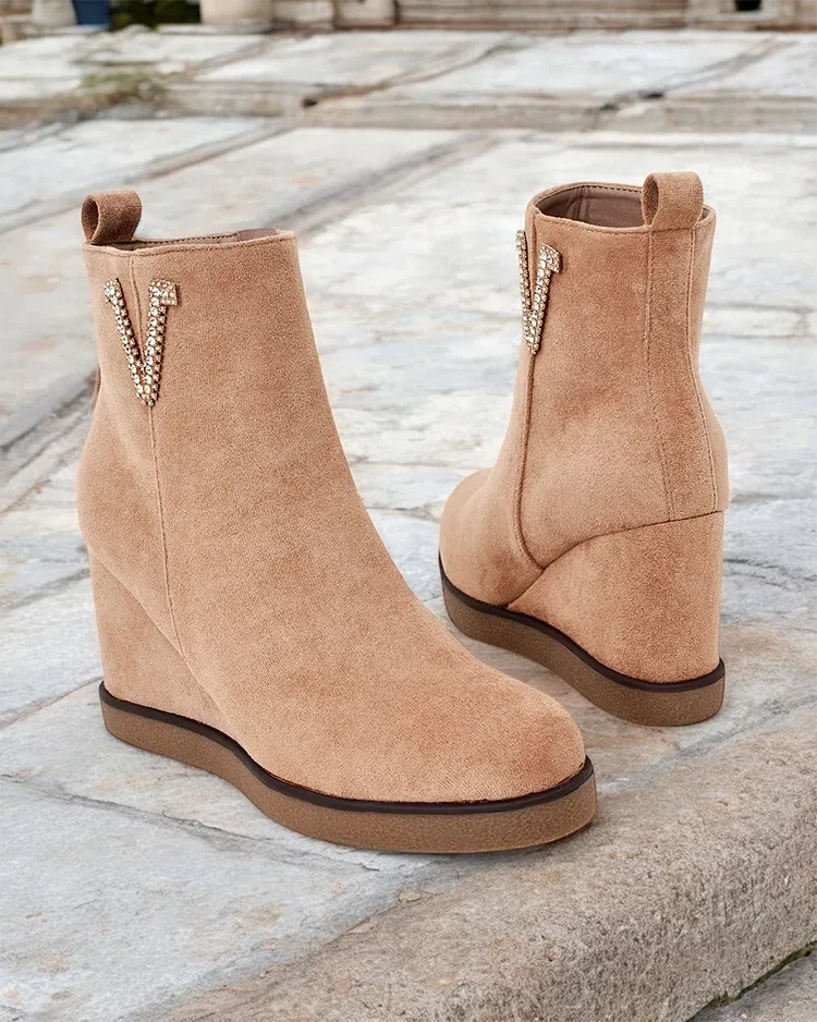 Resti Nerias women&#039;s boots on heels