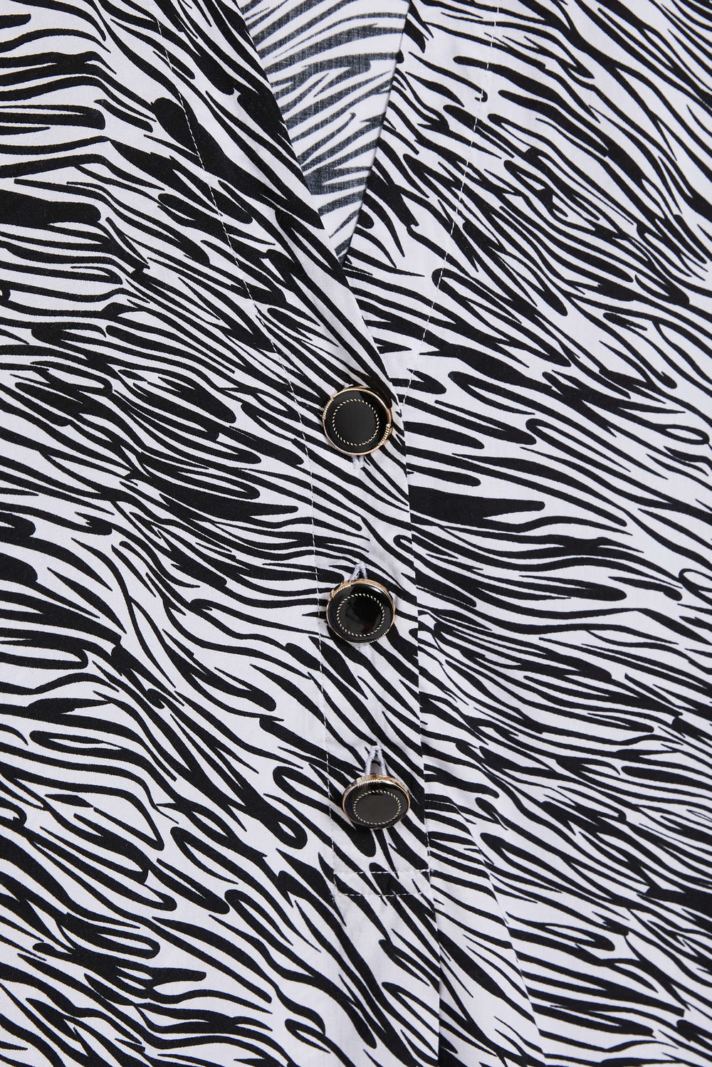 Marisse Black And White V-Neck Shirt
