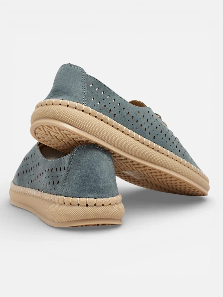 Dámske slip-on topánky Resti Eddier