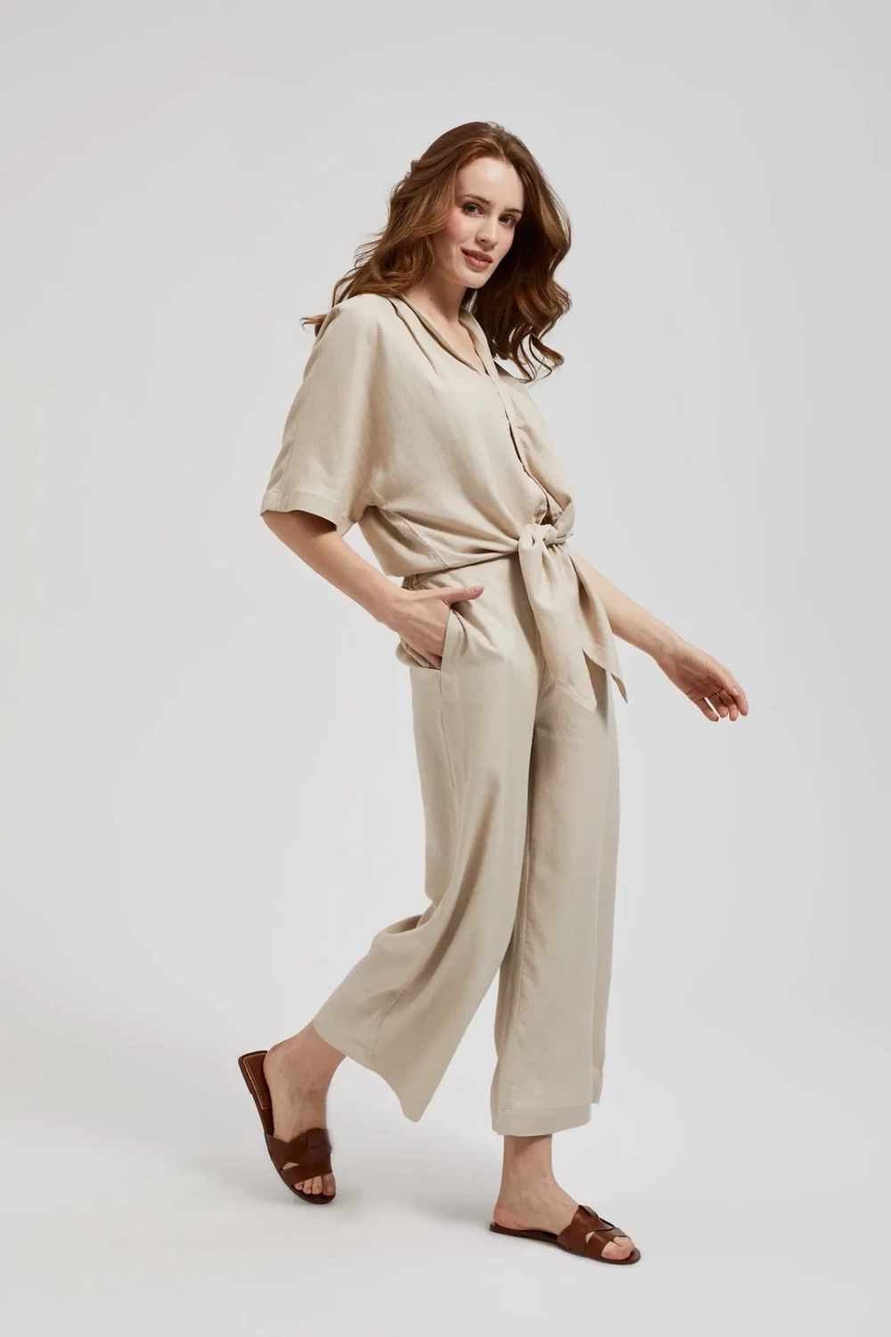 Women's linen trousers MOODO - beige
