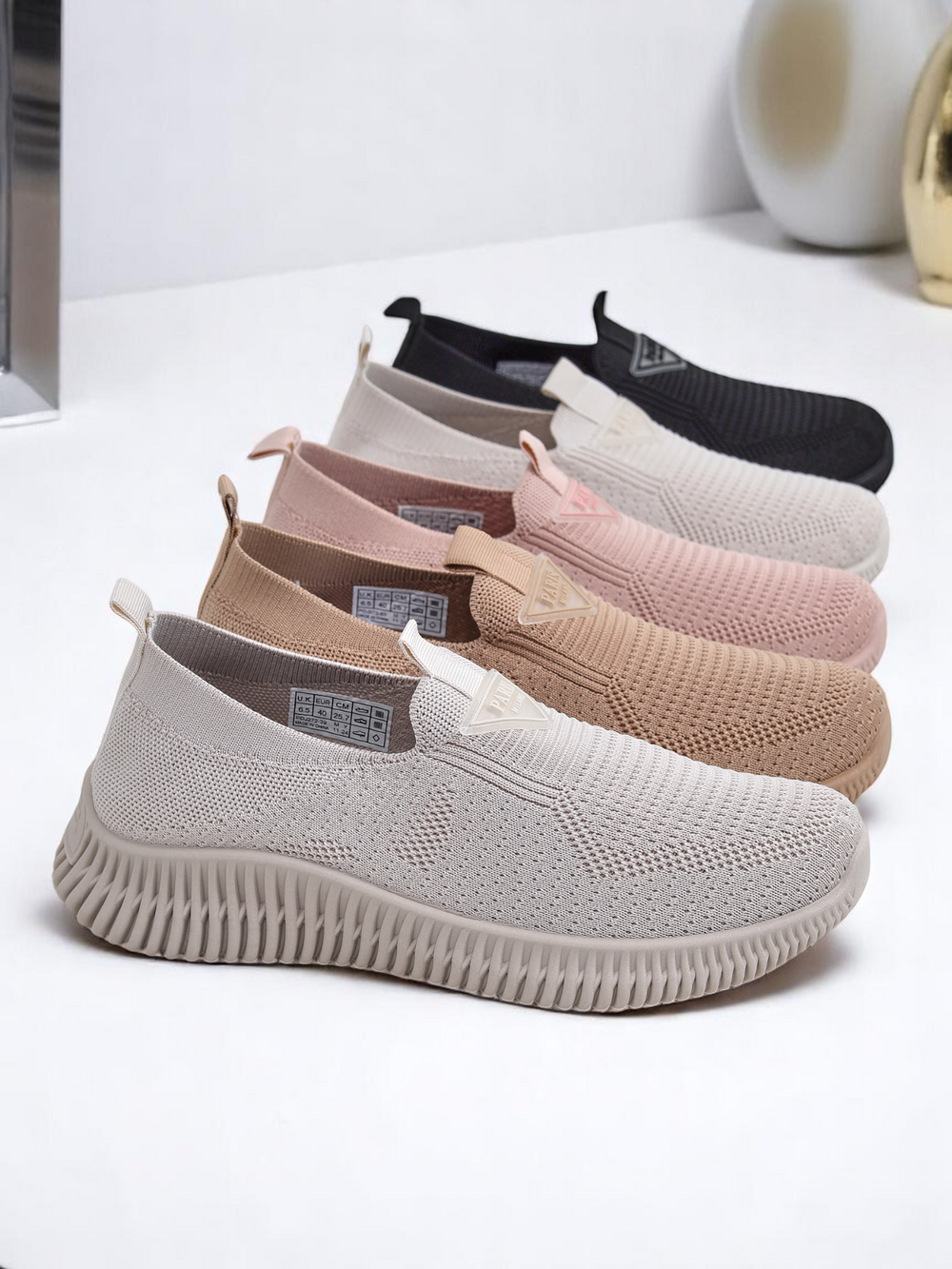 Resti Women's Slip-On Fabric Sports Shoes Serra