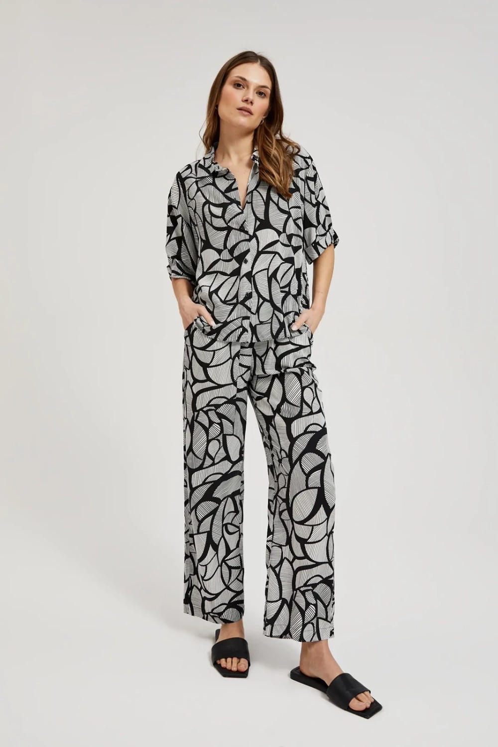 Women's trousers MOODO - black/white