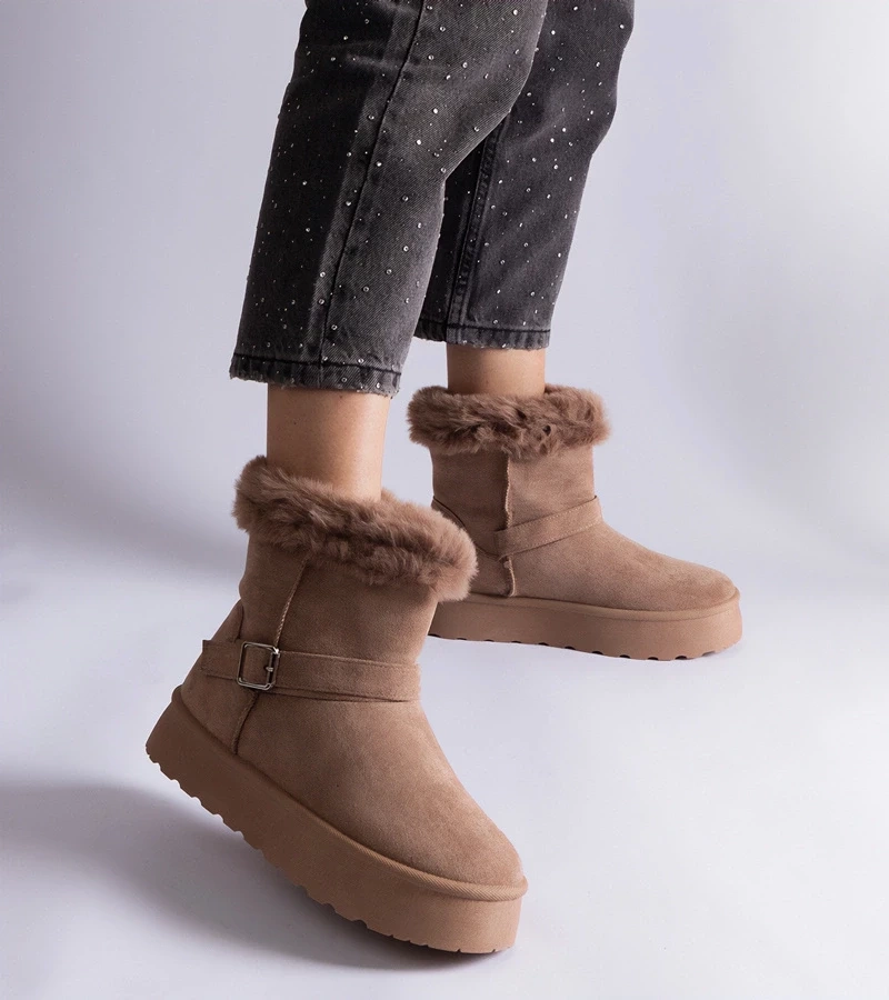 UR/CEO Black snowboots Arana
