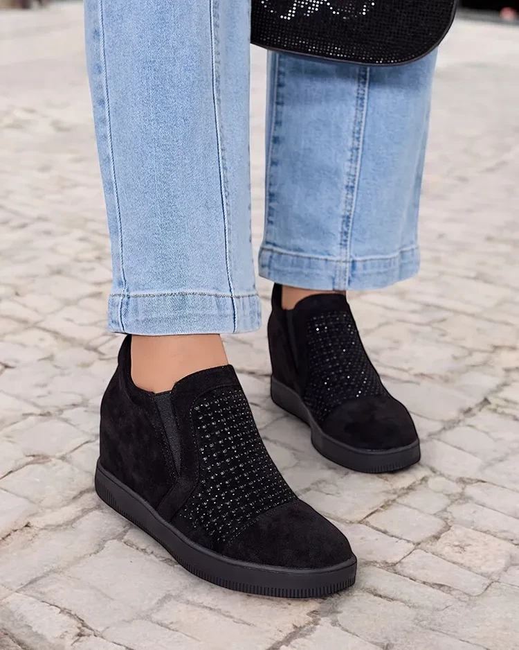 Resti Women&#039;s sports shoes on anchor Entess