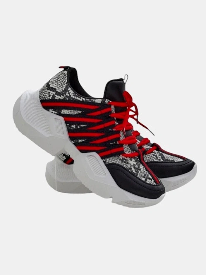 Resti Women&#039;s sports sneakers on a thicker sole Ivvert