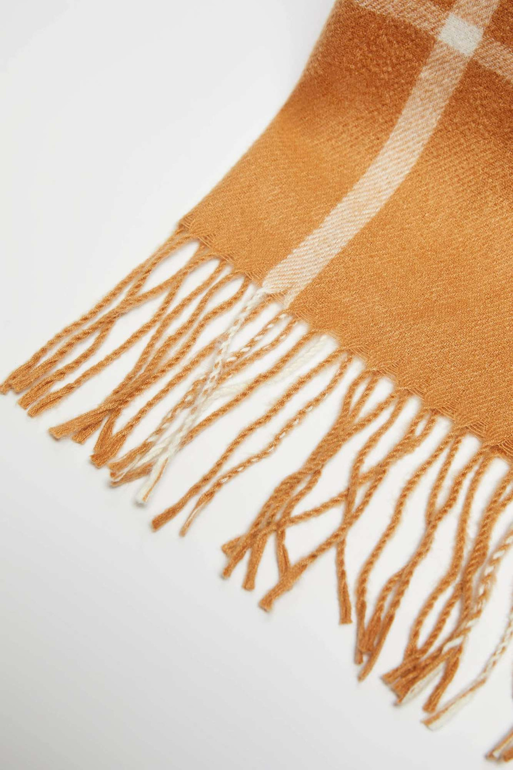 Marisse Check scarf with fringes