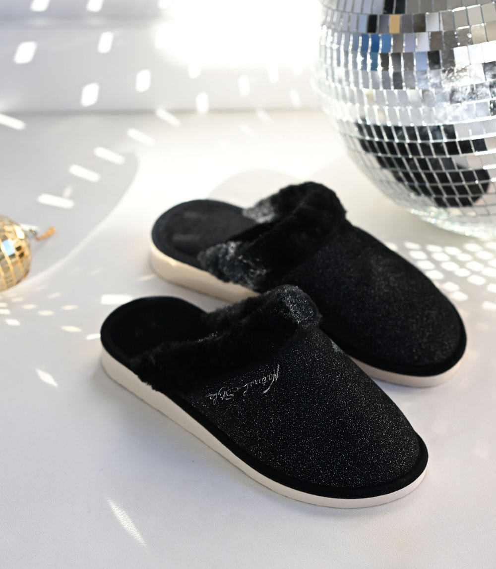 Дамски чехли NS-105 черни с лъскав цвят