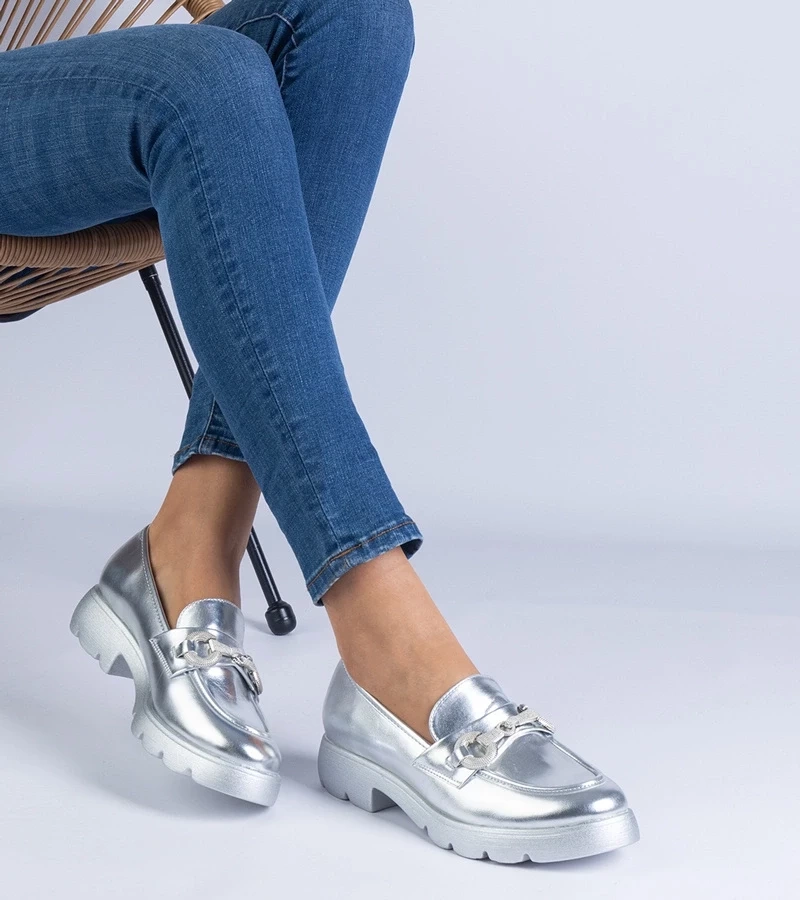 Gemre Pantofi clasici argintii cu ornament Amikol