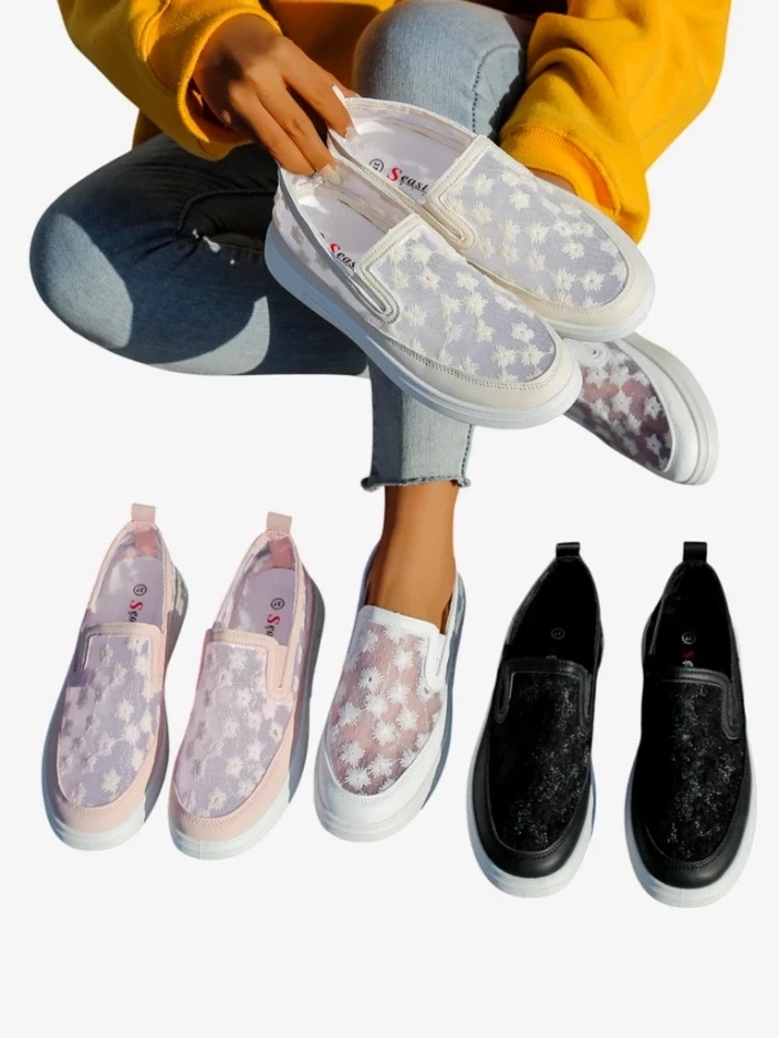 Resti Women's moccasins made of mesh with flowers Emzos