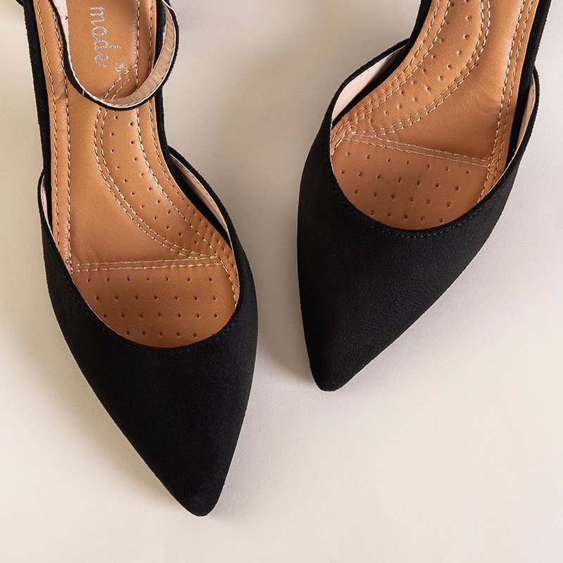 Resti Black women's sandals on the post by Rumila - Footwear