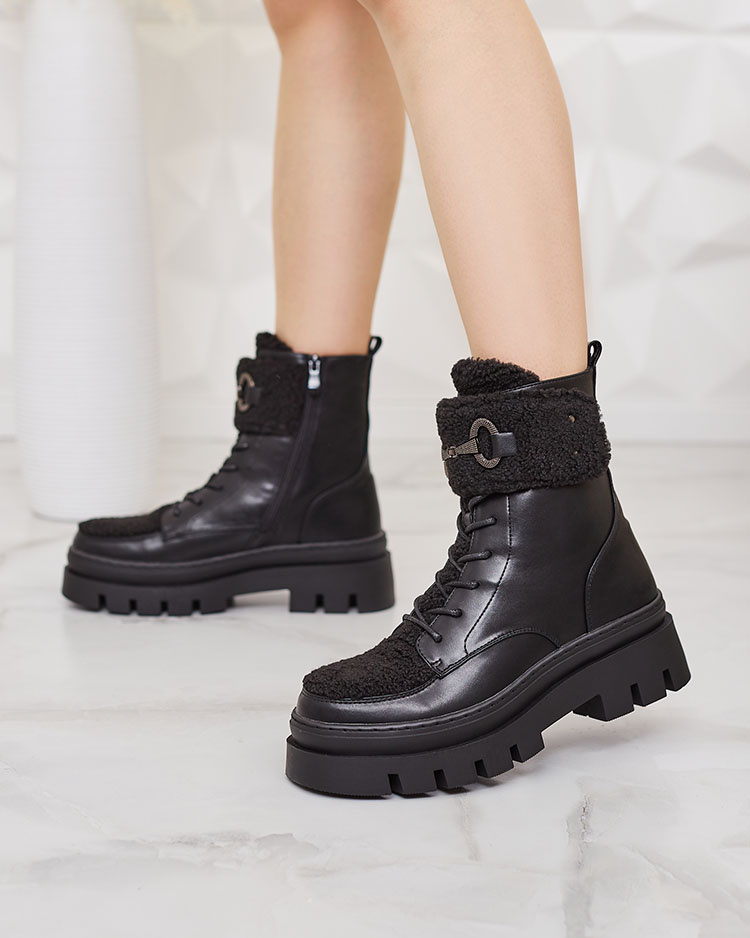 Resti Women&#039;s boots with sheepskin Faeltone
