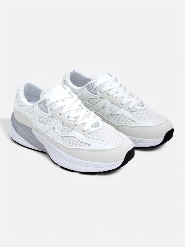 Resti Women's sports sneakers on a thicker sole Moderax