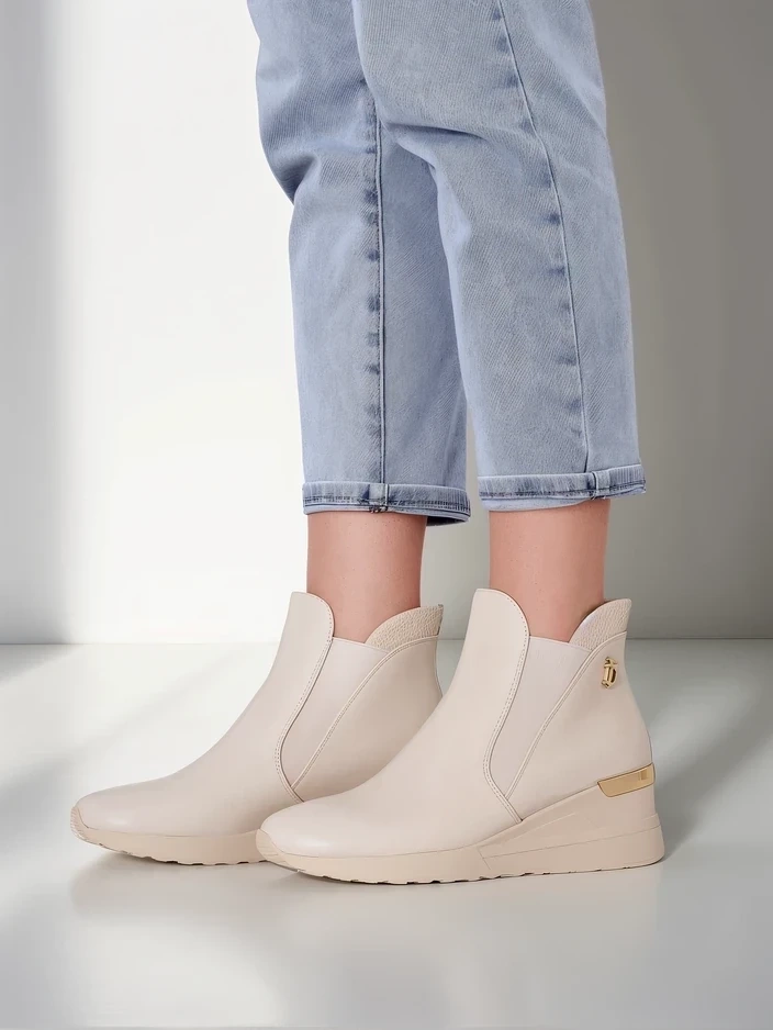 Resti Women&#039;s ankle boots on a wedge Zaficoles
