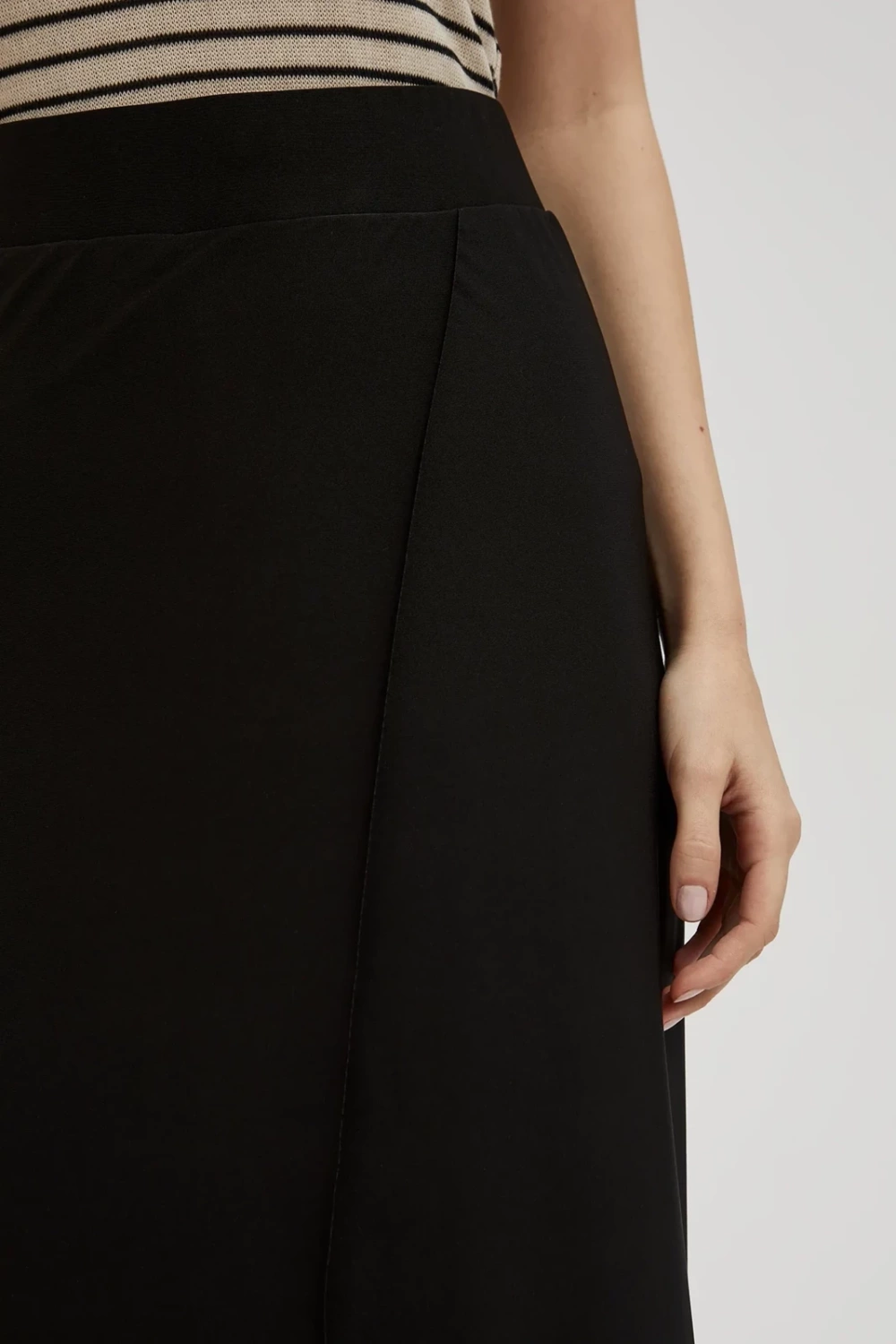 Women's summer trousers MOODO - black