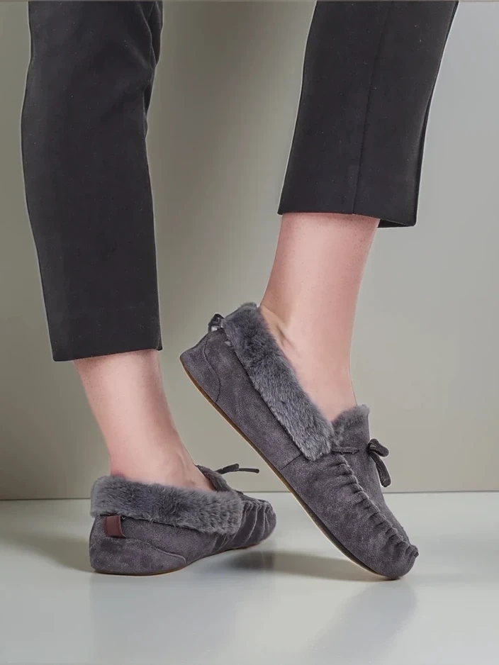 Resti Women's moccasins with fur Ahtikes