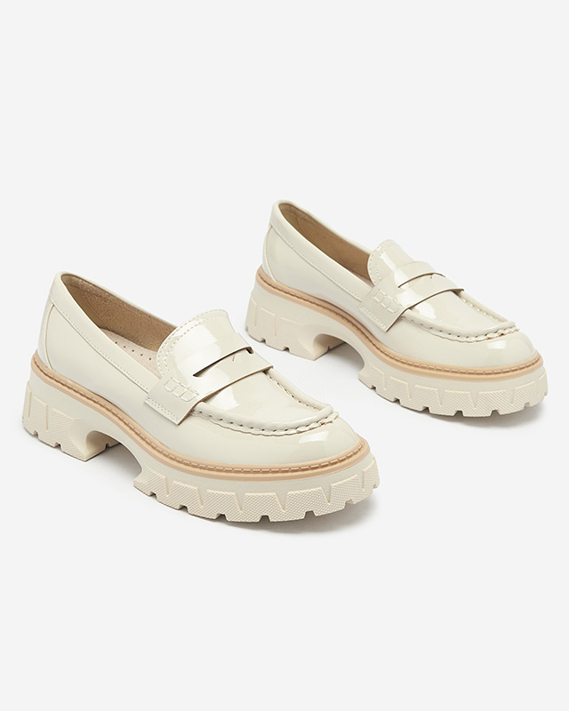 Resti Beige lacquered moccasins for women Mewira - Footwear