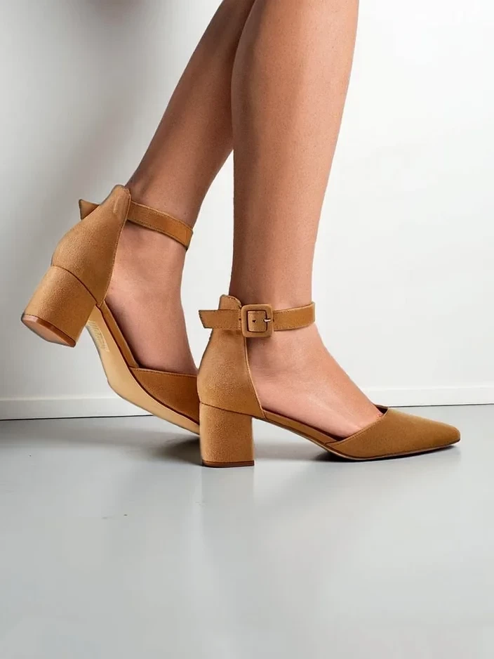Resti Women&#039;s low-heeled pumps Celle
