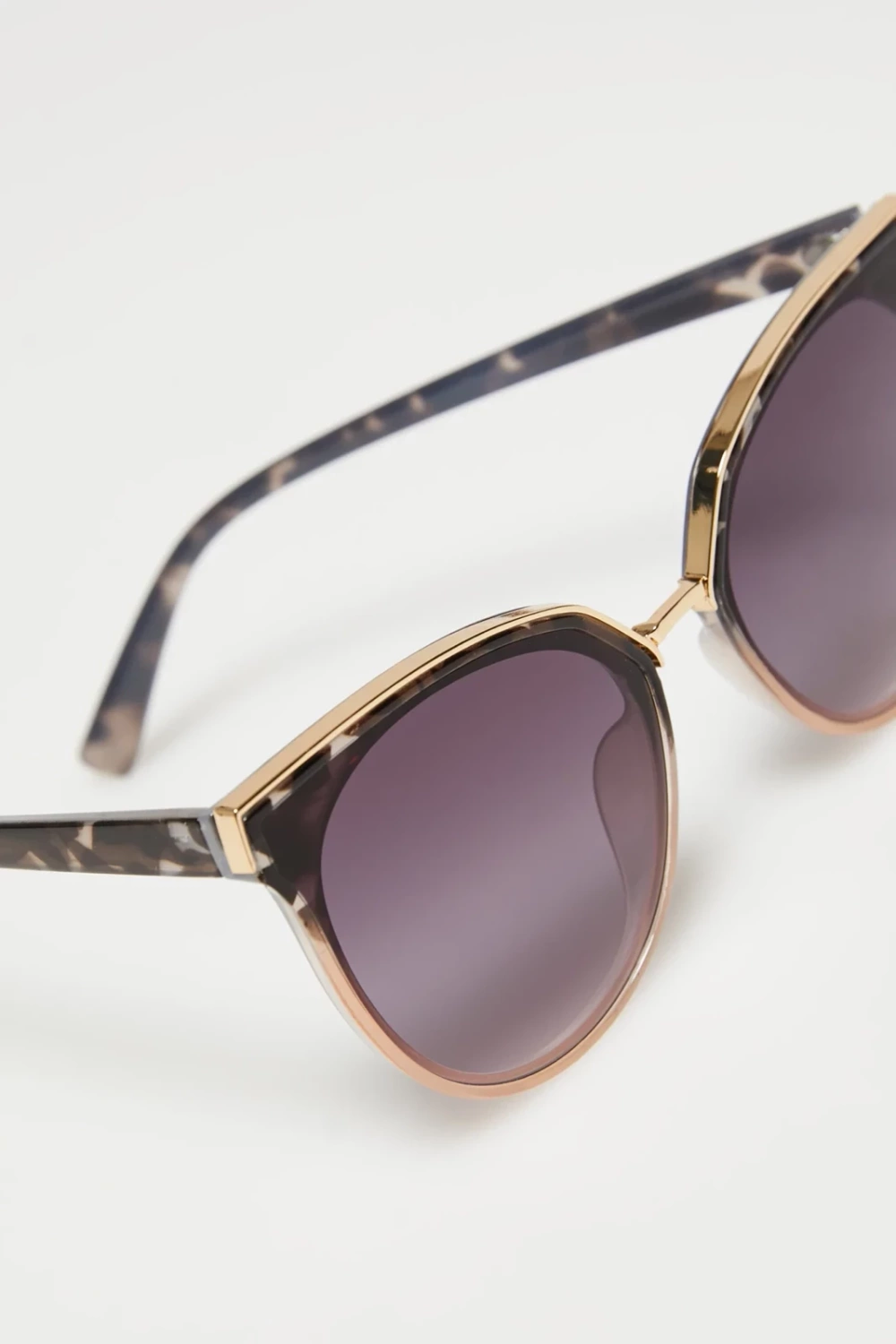 Marisse Beige Sunglasses