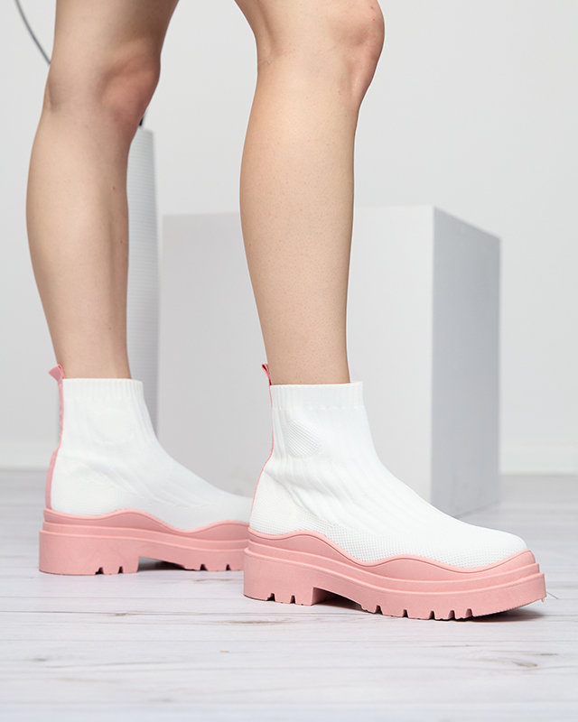 Resti Women&#039;s boots on a thicker sole in white and pink Korlic-Shoes
