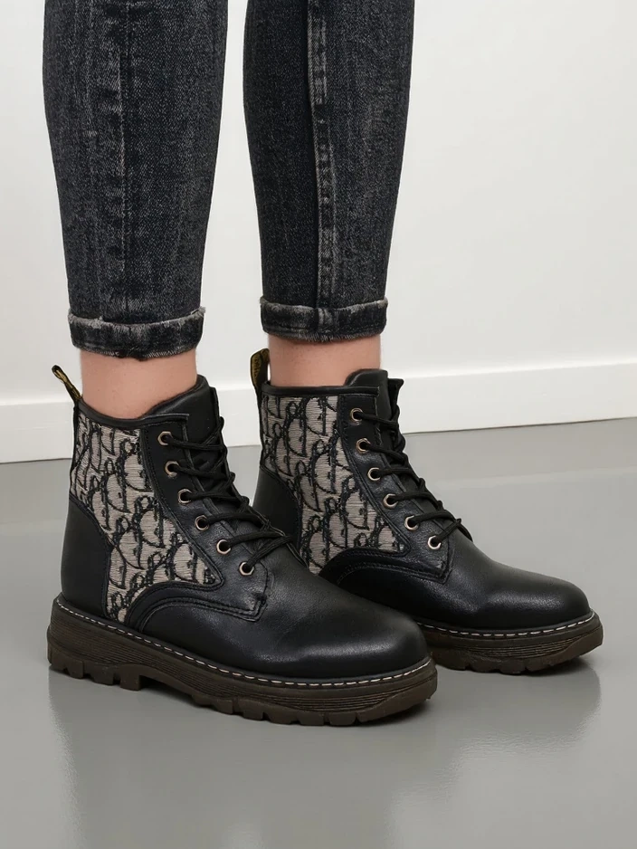 Resti Women's ankle boots with print Efrioz