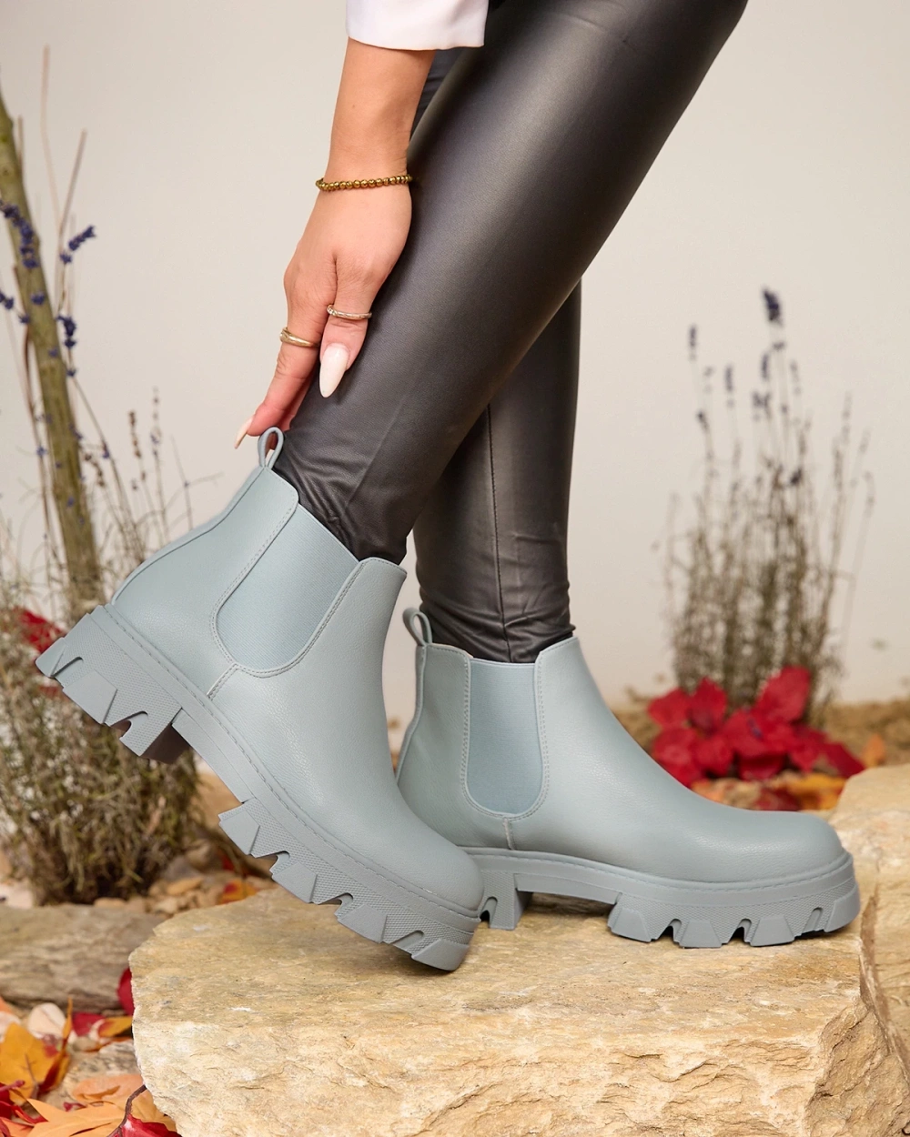 Resti Women&#039;s flat heeled boots in blue Alussady