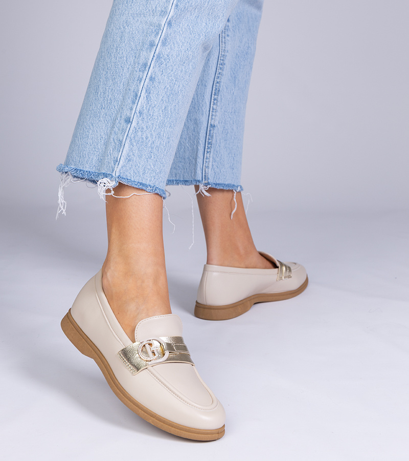marka niezdefiniowana Beige faux leather loafers with rhinestones Berita