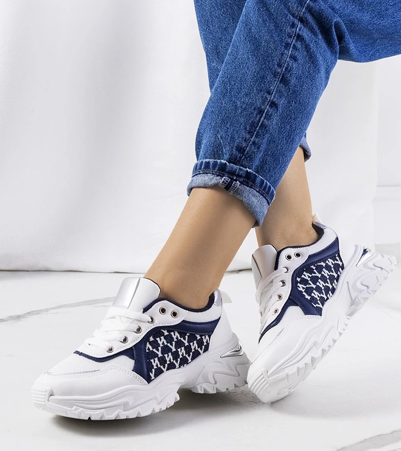 D/CEO White trainers Justar