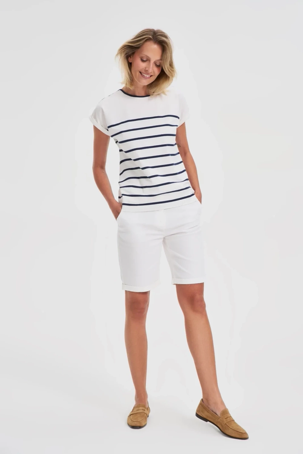 Marisse Cotton Shorts With A Belt, White