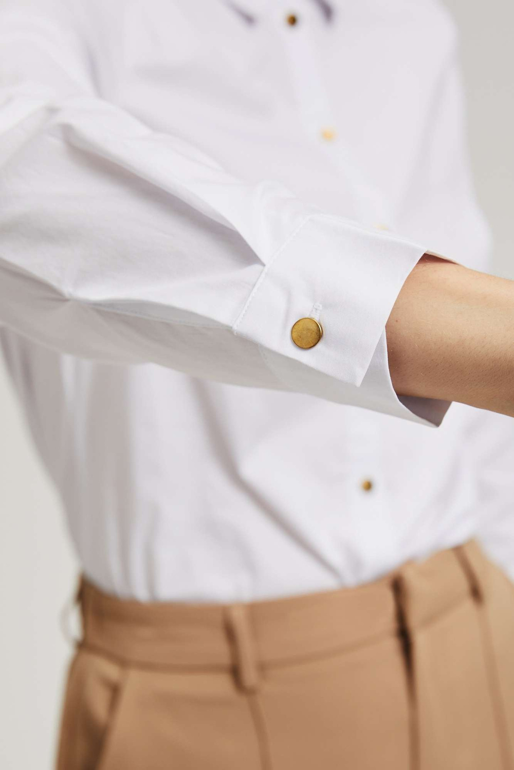 Marisse Plain Shirt With Decorative Buttons, White