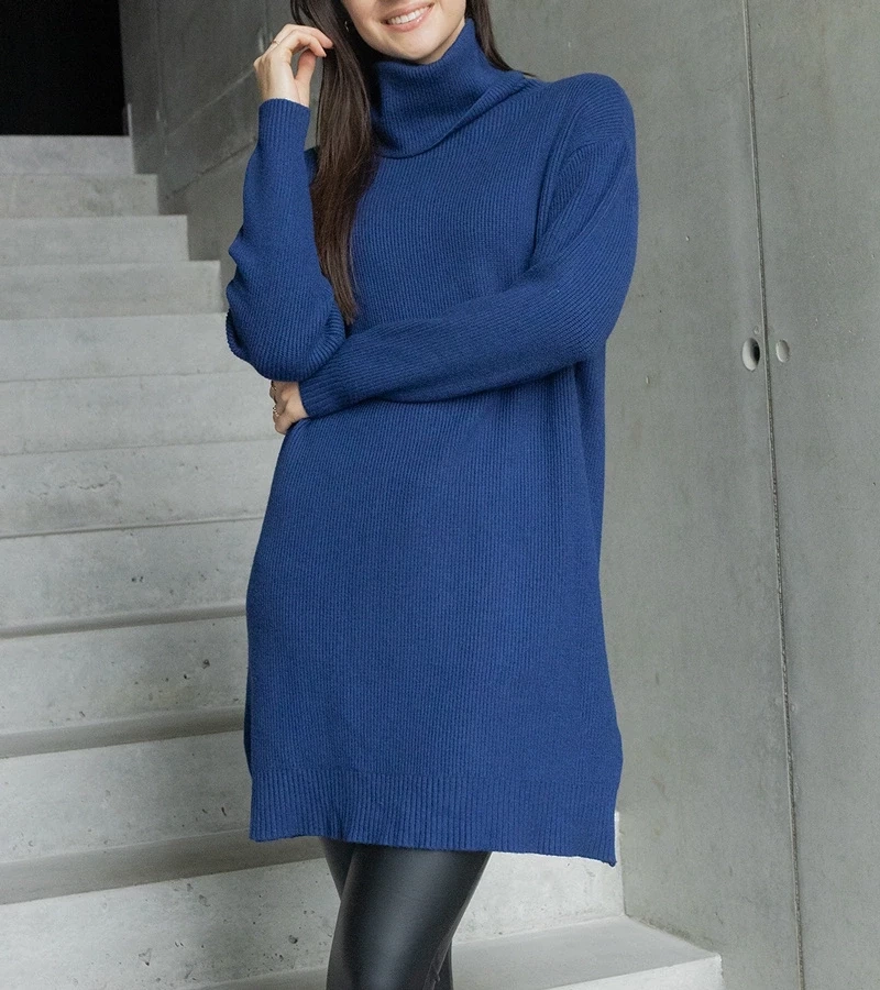 UR/CEO Long dark blue soft turtleneck sweater Kali