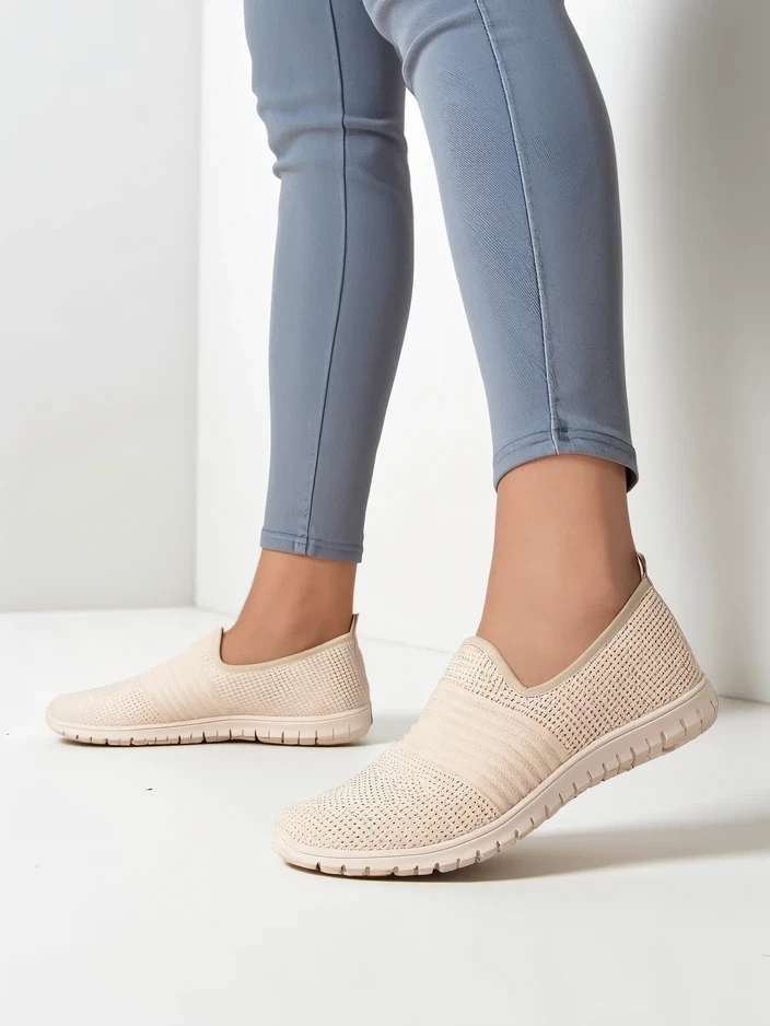 Resti Women's slip-on sports shoes Ollabes
