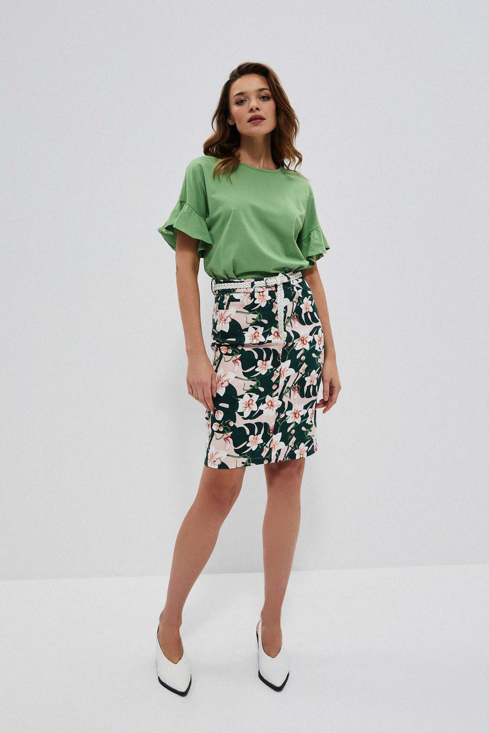 Skirt with a floral print