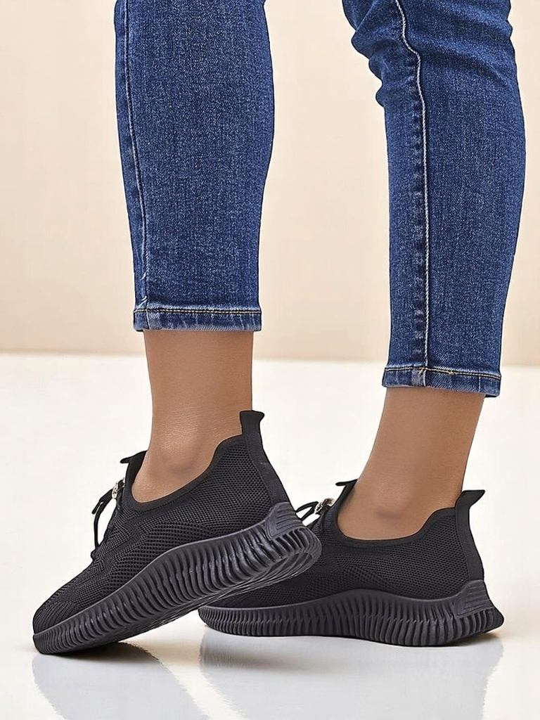 Resti Slip-on women’s fabric sports shoes Royaletta