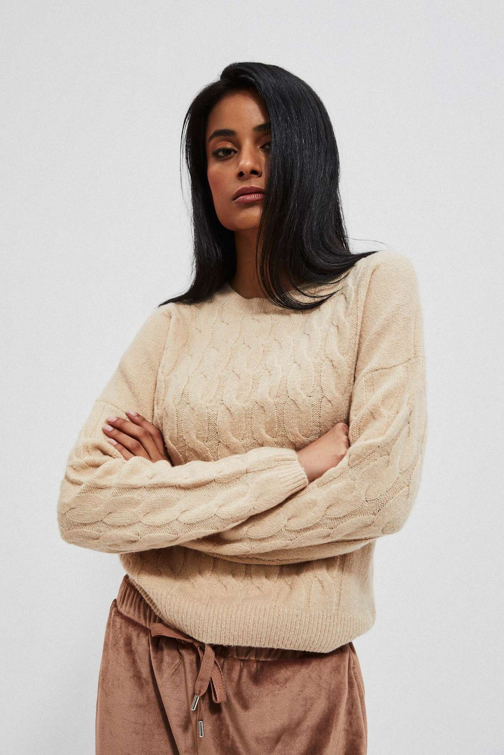 Sweater with decorative knit - beige