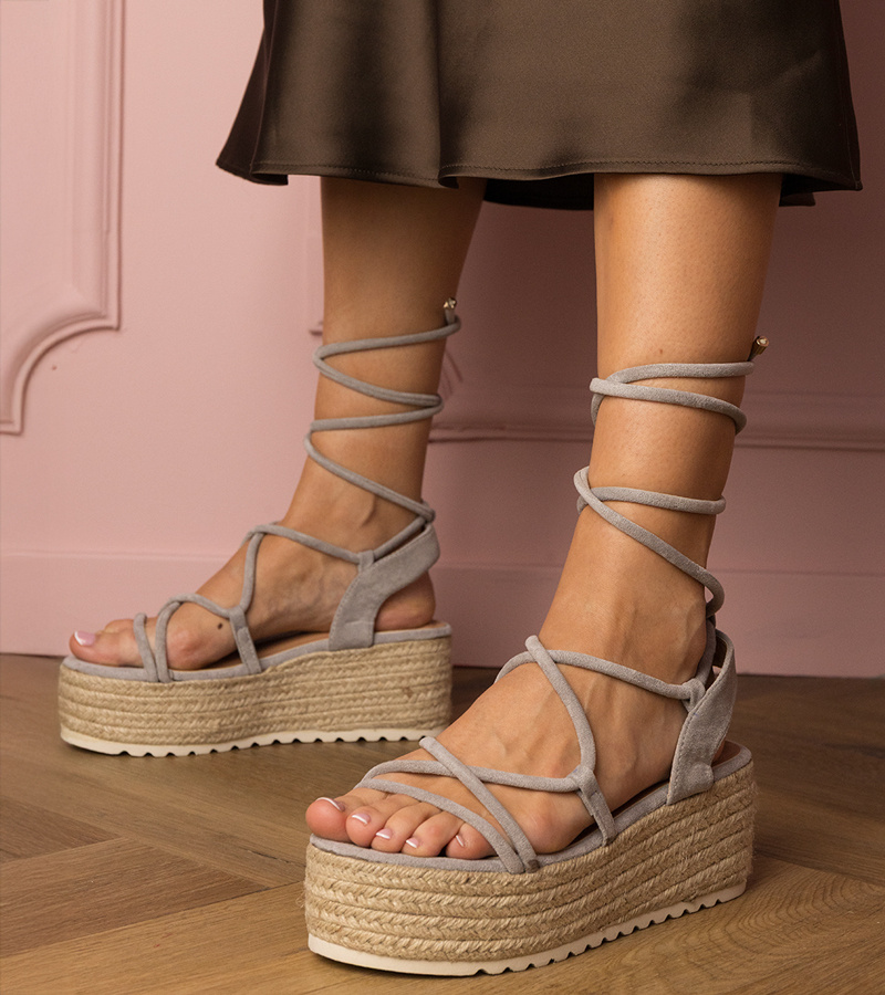 marka niezdefiniowana Gray espadrille sandals on a high platform Merfy