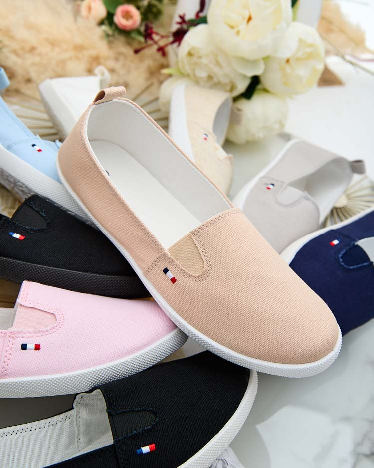 Resti Women's Peliotte Sneakers