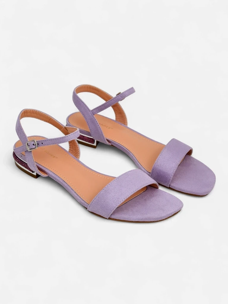 Resti Women's sandals on a flat sole Aronies