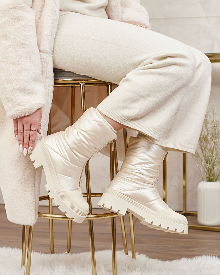 Resti Women&#039;s Tainve Beige Flat Heel Boots