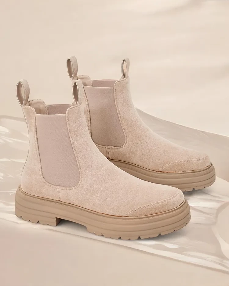 Resti Women&#039;s ankle boots with decorative strap Ozzoas
