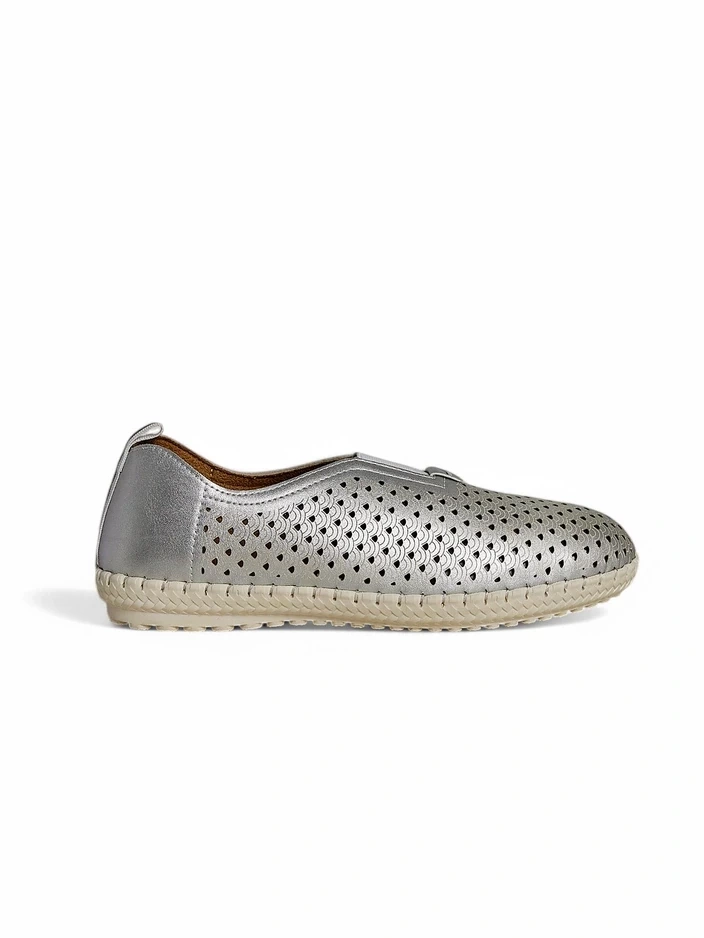 Resti Women's perforated loafers Gofielle