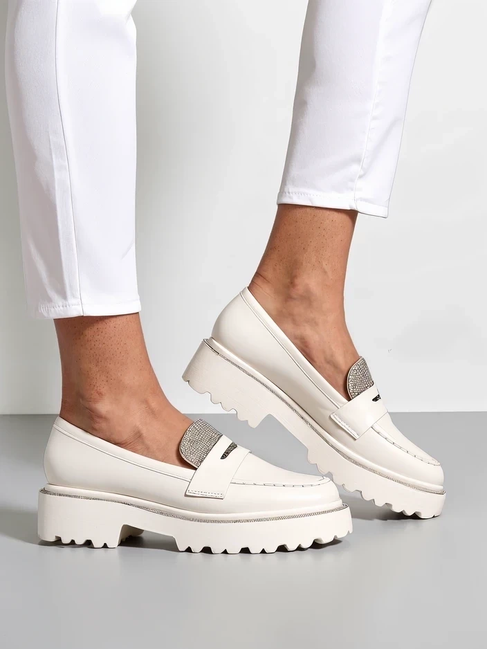 Resti Women&#039;s moccasins with rhinestones Vinness