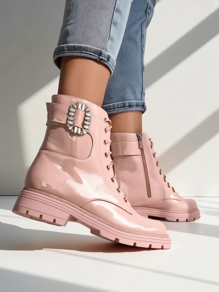 Resti Women's Lace-Up Ankle Boots Lacero