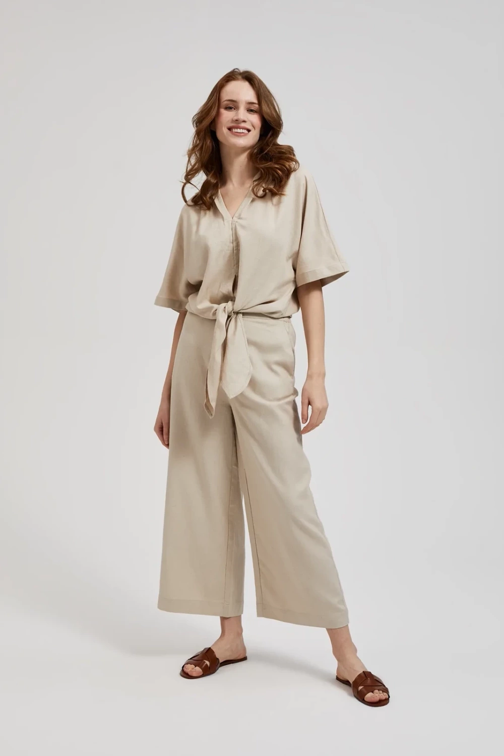 Women's linen trousers MOODO - beige