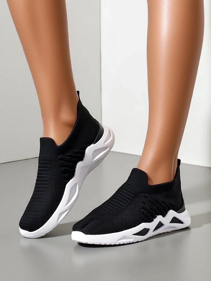 Resti Slip-on women's sneakers with rhinestones Elavises